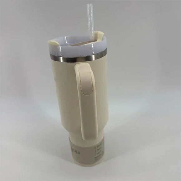 Stanley Quencher H2.0 Tumbler 40‎ oz White with Straw & Handle - Picture 2 of 6